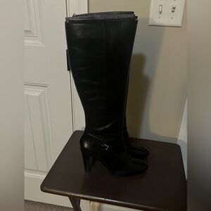 Ladies knee high black boots